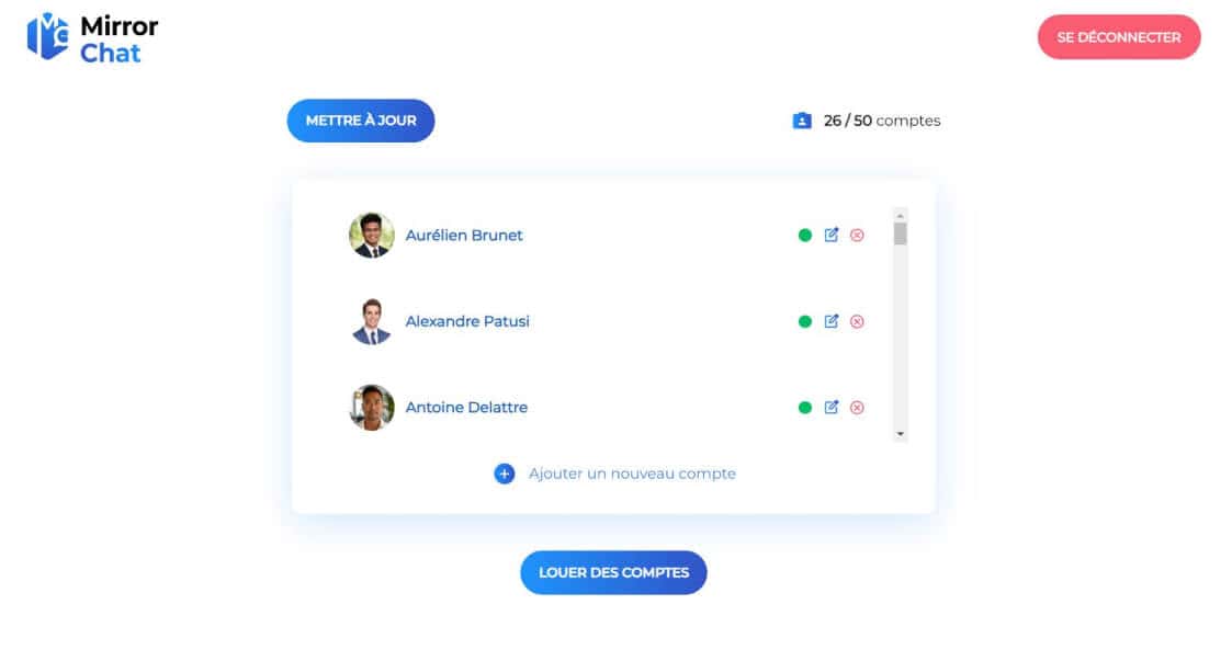 Interface utilisateur du chat miroir affichant trois contacts avec des options d'appel ou de message, ainsi que des boutons pour mettre à jour, ajouter un nouveau compte et se déconnecter.